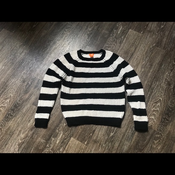 Joe Fresh Sweaters - 🌸 3/$20 Joe Fresh knit sweater
